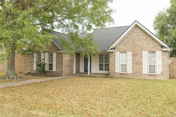 6305 Austin Circle, Lumberton, TX 77657