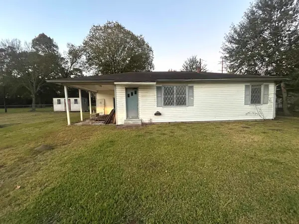 3812 Cochran, Orange, TX 77630