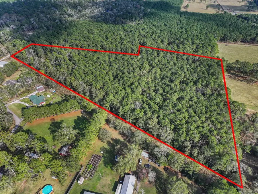 1284 Bobcat Cir, Orange, TX 77632 - Image #2