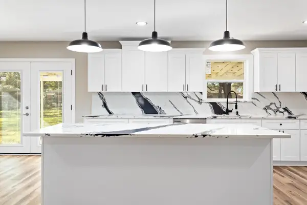 1526 Campbell Rd, Winnie, TX 77665