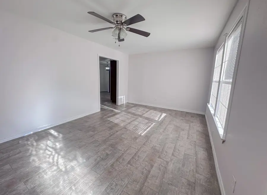 945 Weevil St., Silsbee, TX 77656 - Image #3