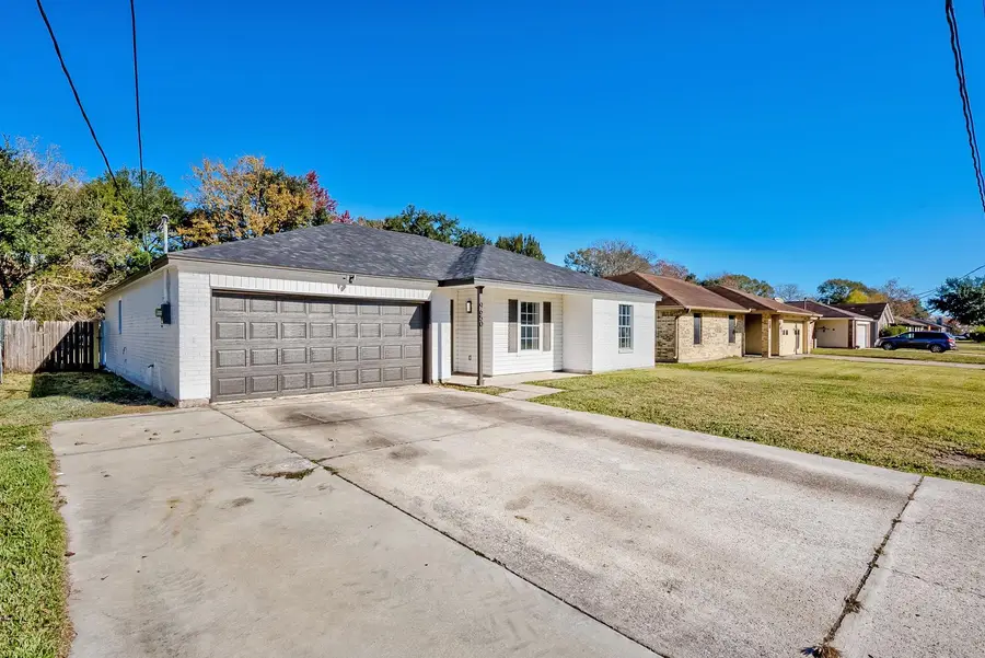 9650 Mapes St, Beaumont, TX 77707 - Image #2