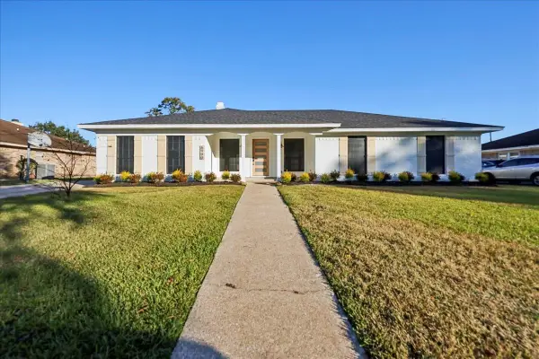 6990 Killarney Dr, Beaumont, TX 77706