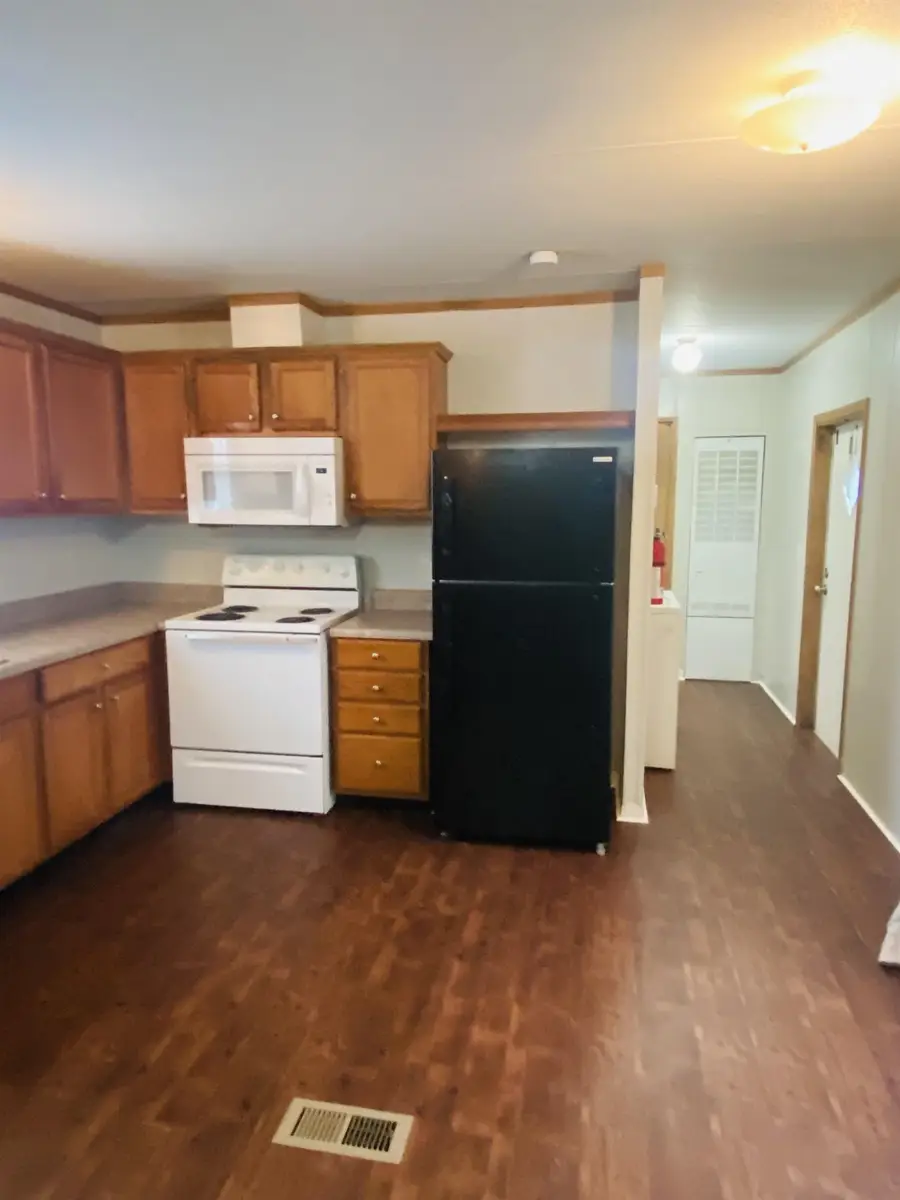 235 Hickory st, Kountze, TX 77625 - Image #3