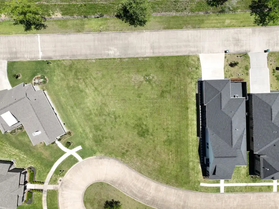 3395 Pond Circle, Beaumont, TX 77707 - Image #3
