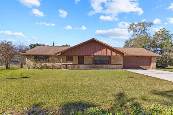 2818 Briggs, Orange, TX 77630
