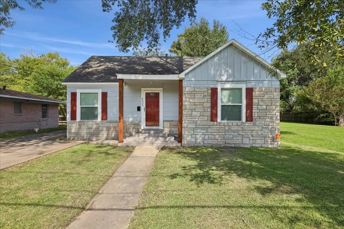 4555 Hartel St, Beaumont, TX 77705 - #1