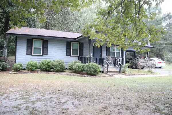 5946 Stones Throw Dr, Silsbee, TX 77656