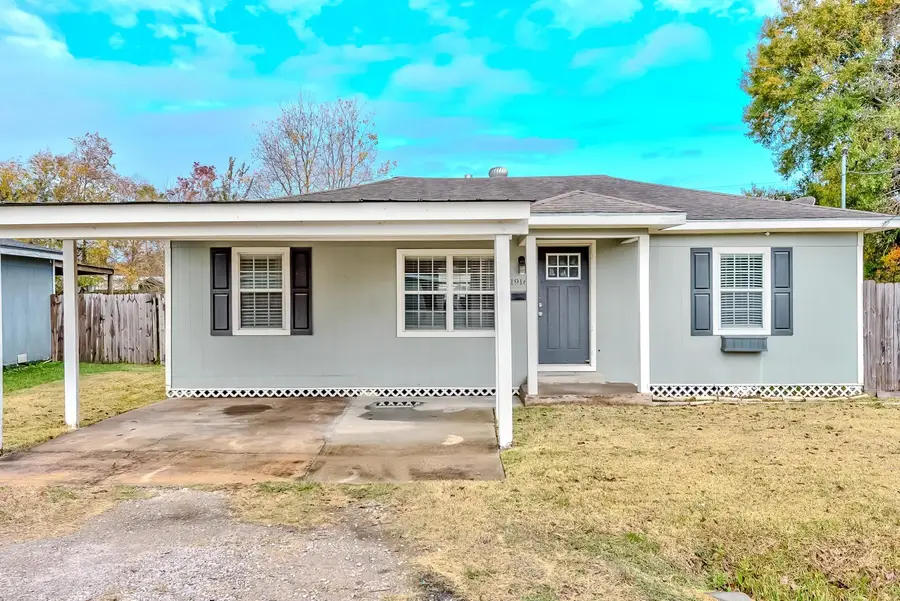 1916 5th St, Port Neches, TX 77651 - #2