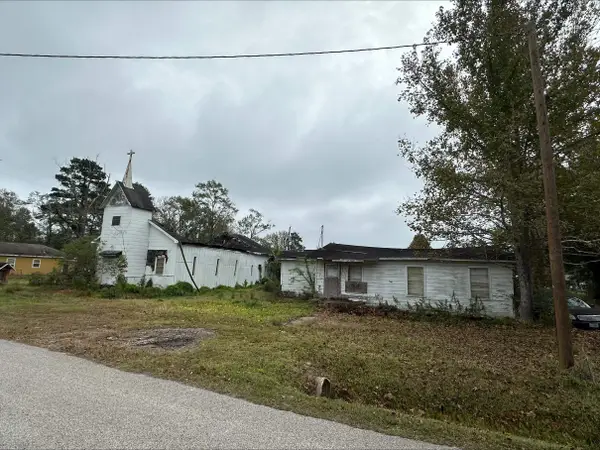 425 S 12th Street, Silsbee, TX 77656-0000