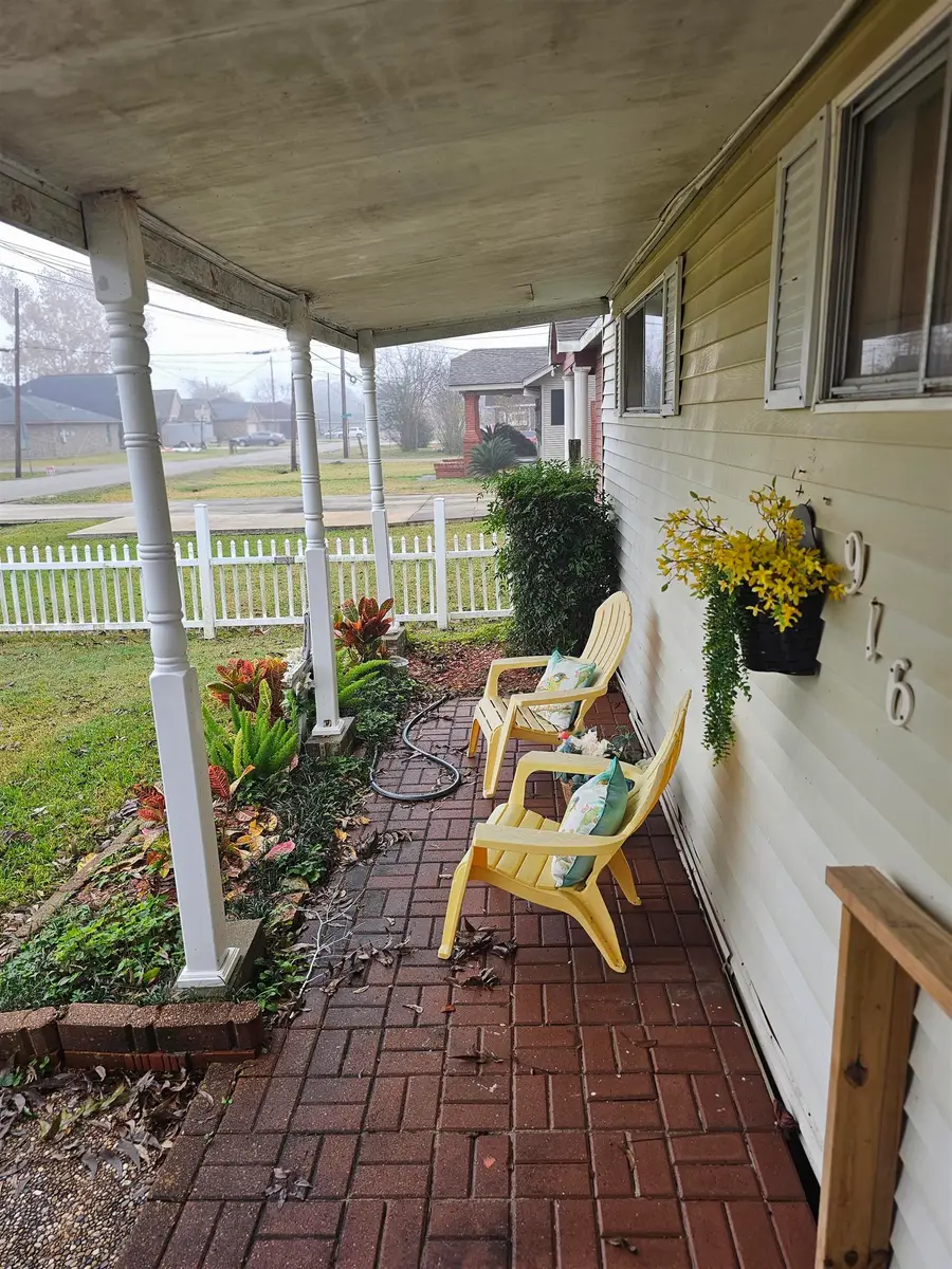 916 S 12th, Nederland, TX 77627 - Image #3