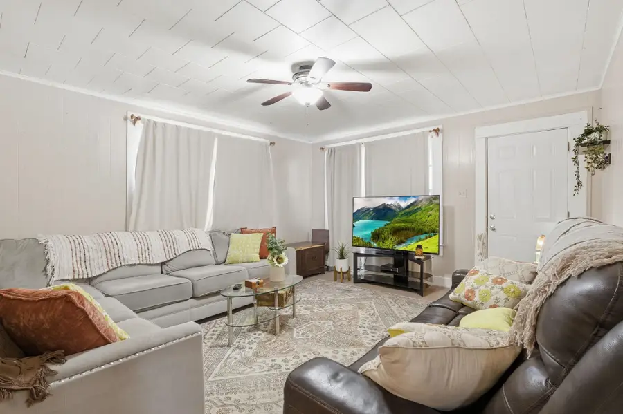 6902 Concord Rd., Beaumont, TX 77708 - Image #3