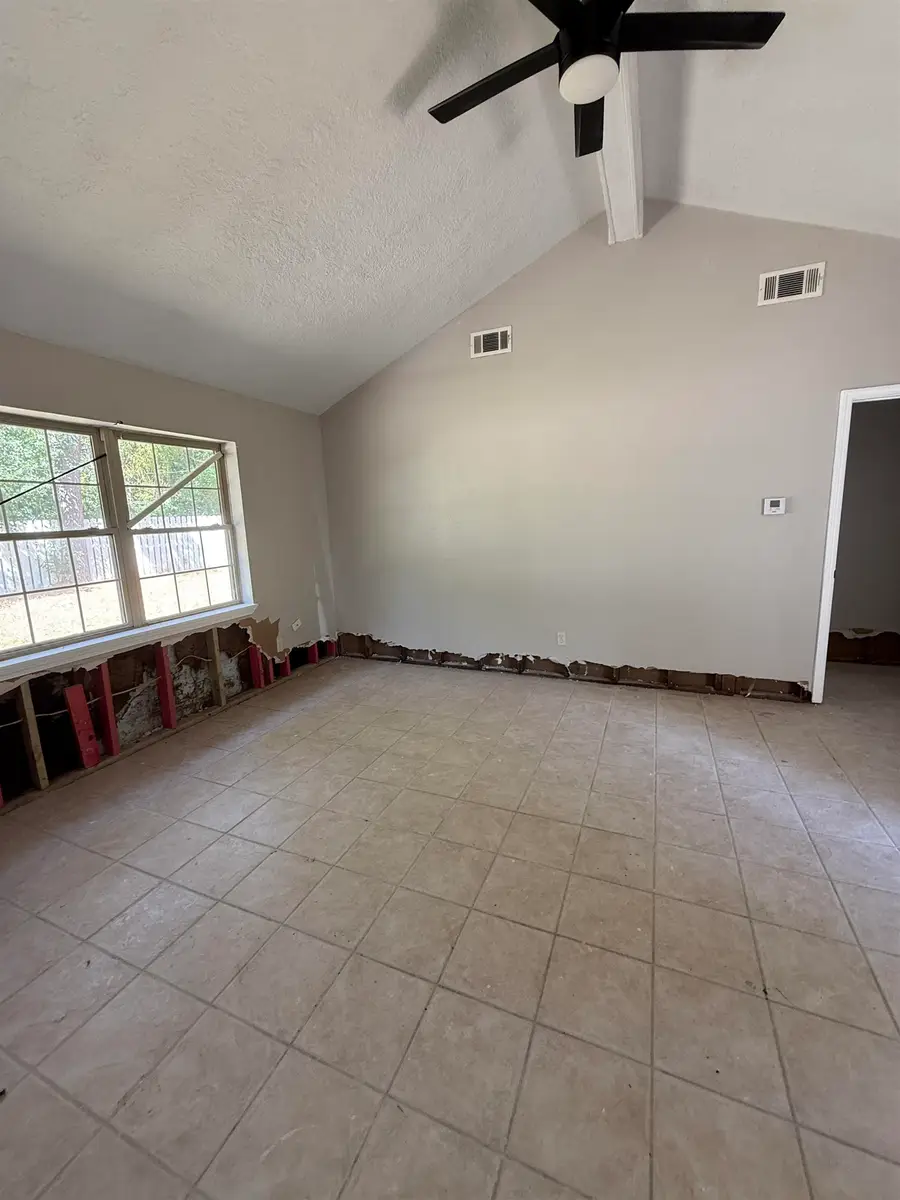 460 Rosewood, Vidor, TX 77662 - Image #3