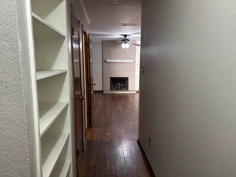 7820 Gladys Ave, Beaumont, TX 77706 - Image #3