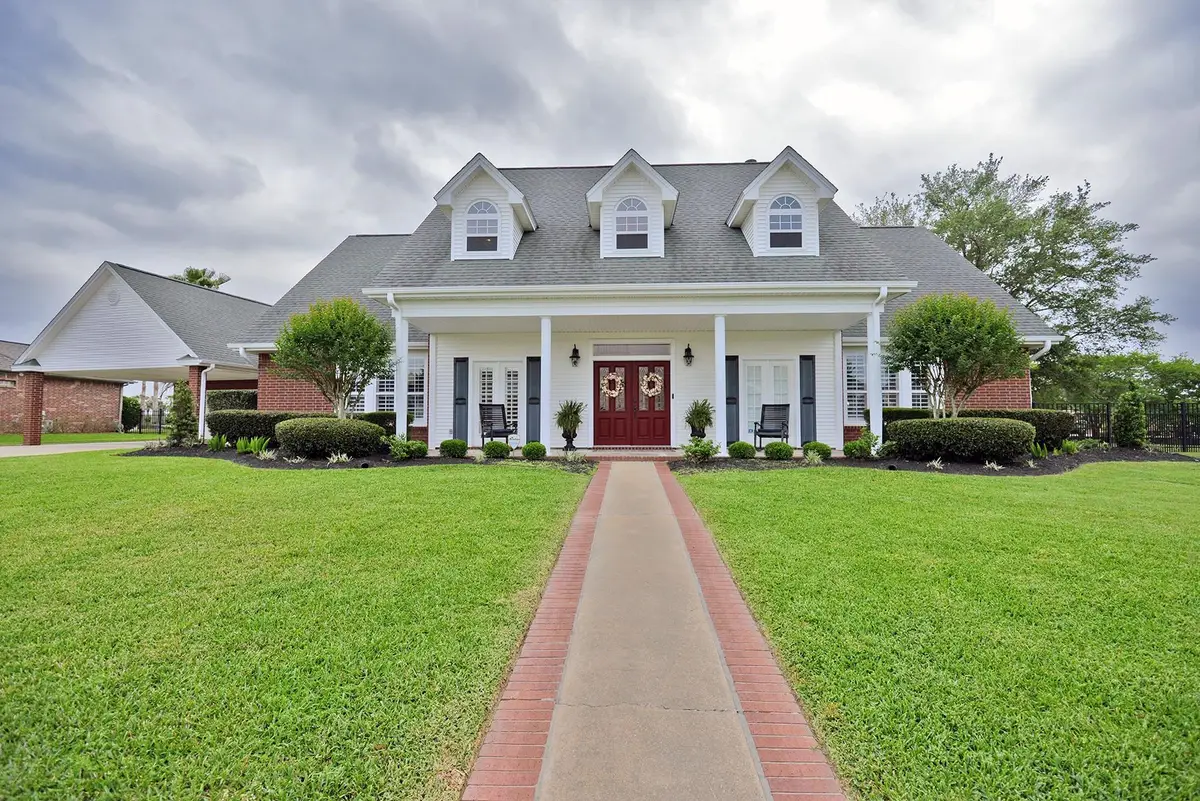 405 Waterwood Dr., Orange, TX 77630-8238 - Image #1