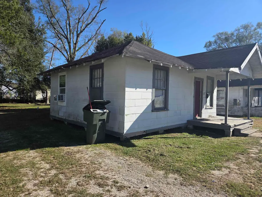 4285 Chaison St, Beaumont, TX 77705 - Image #3