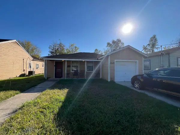 2225 Earl, Beaumont, TX 77703