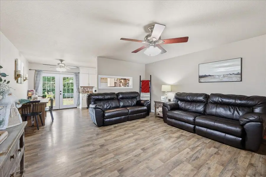 1020 Pine Cove, Vidor, TX 77662 - Image #2