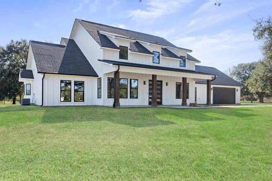 847 W Buccaneer Dr., Winnie, TX 77665 - #2