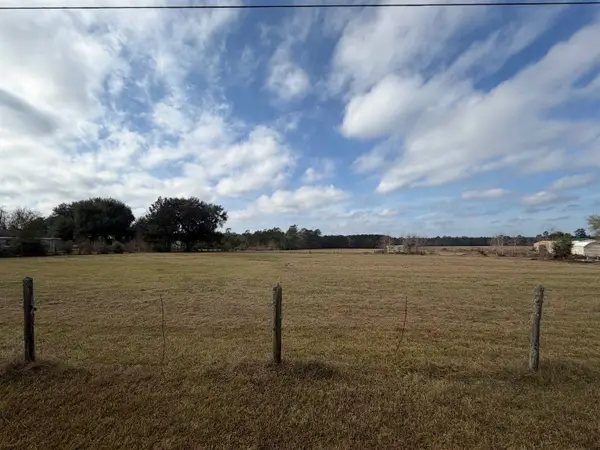 2722 Hwy 62, Buna, TX 77612