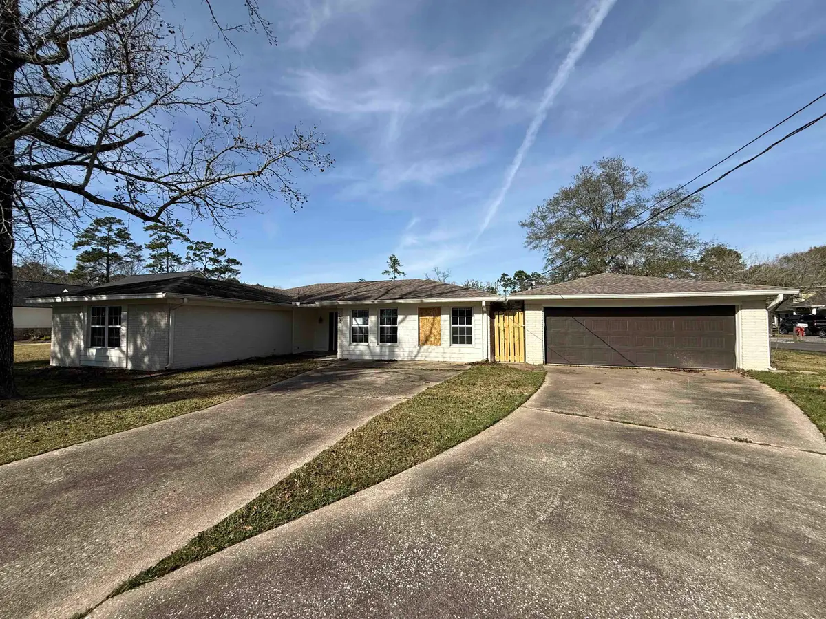 375 Dorothy Drive, Lumberton, TX 77657 - Image #1