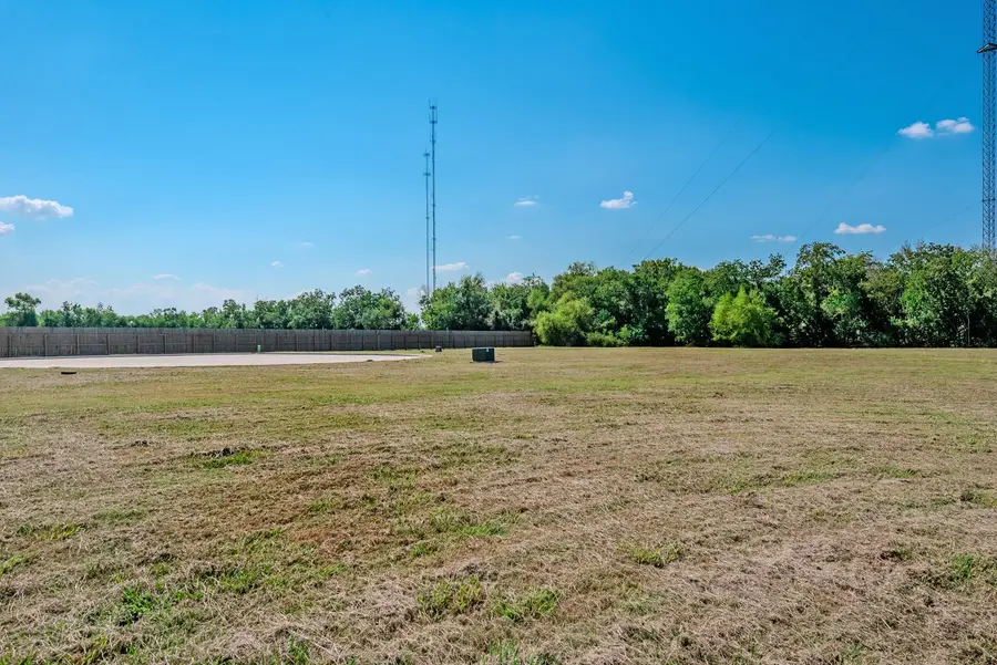 1126 Guidry Lane, Port Neches, TX 77651 - Image #2