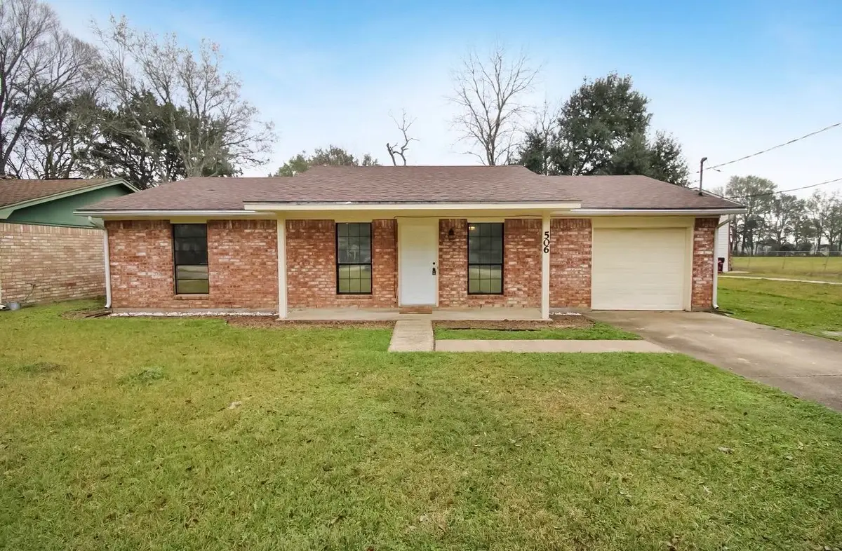 506 N Beaumont St, China, TX 77613 - Image #1