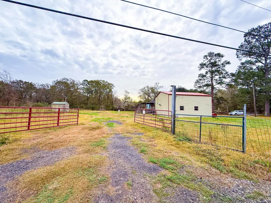 380 Alamo, Vidor, TX 77662 - Image #3