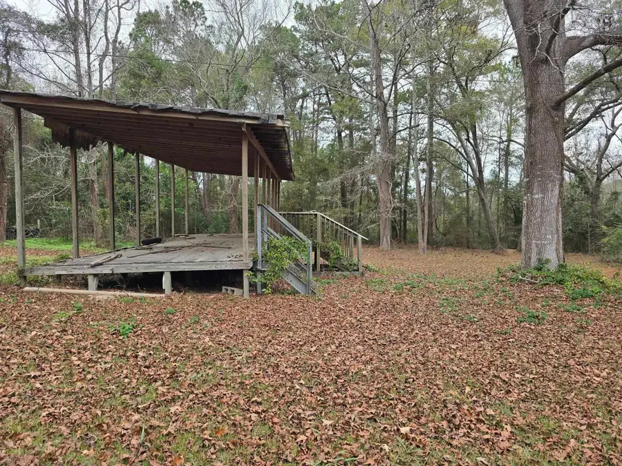 357 Lucas Road, Brookeland, TX 75931 - Image #3