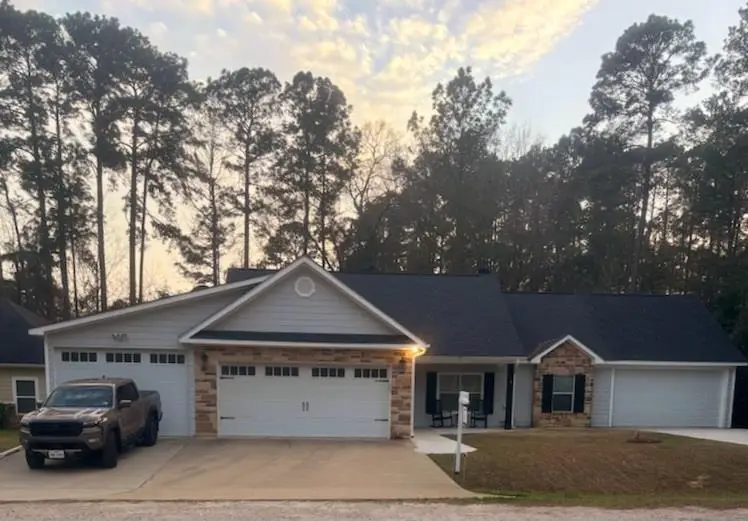 138 Breezeway, Brookeland, TX 75931 - Image #1