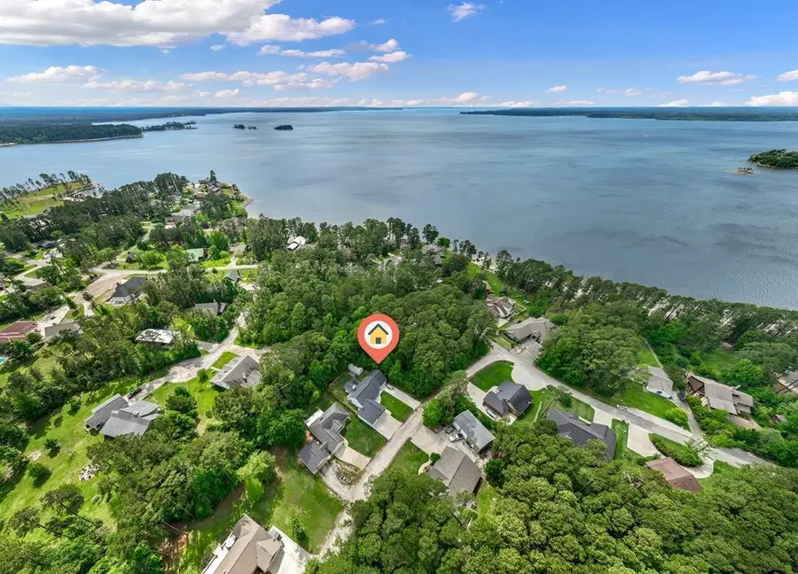 138 Breezeway, Brookeland, TX 75931 - Image #2