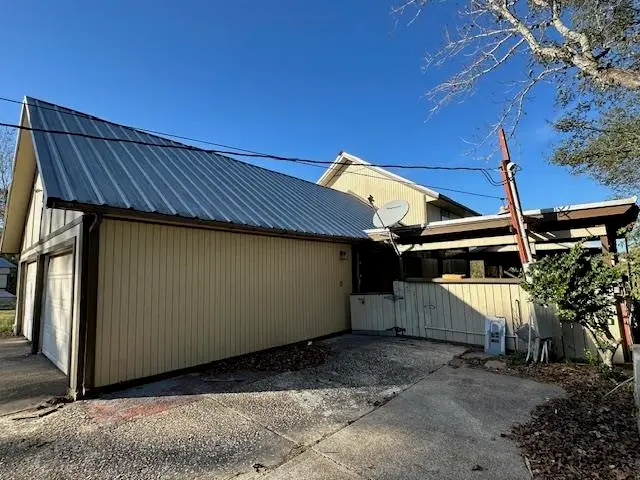 3571 CARPENTER CIR, Orange, TX 77630 - Image #2