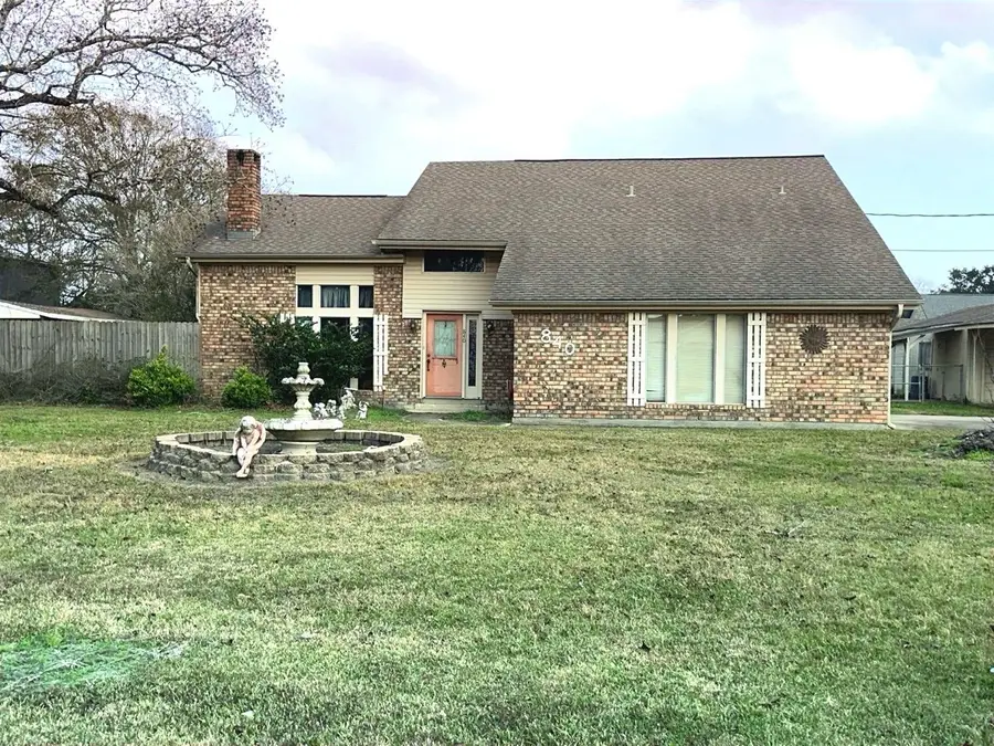 840 Sunnyside Dr., Bridge City, TX 77611 - Image #2