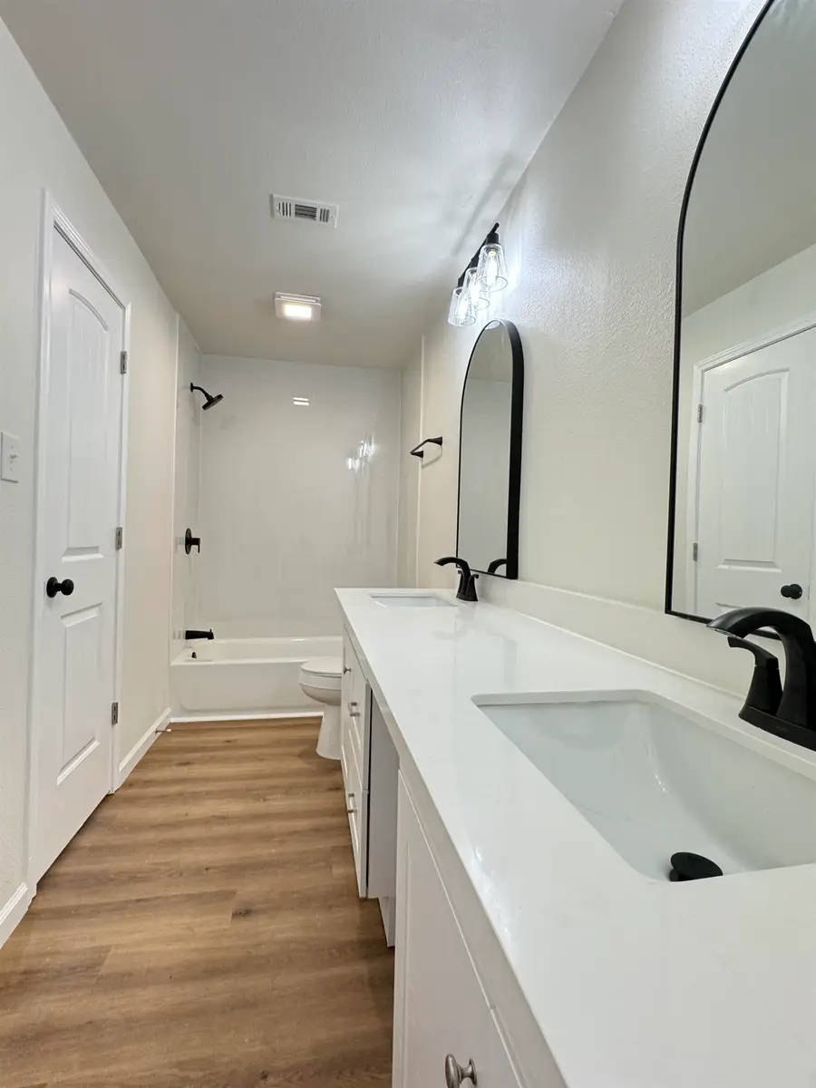 6317 Ivanhoe, Beaumont, TX 77706 - Image #3