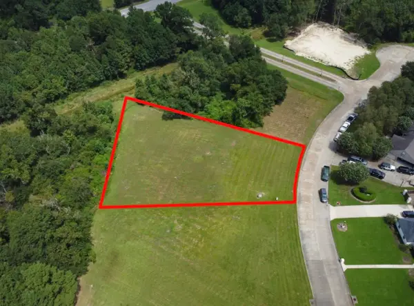 000 Westwood Dr., Orange, TX 77630