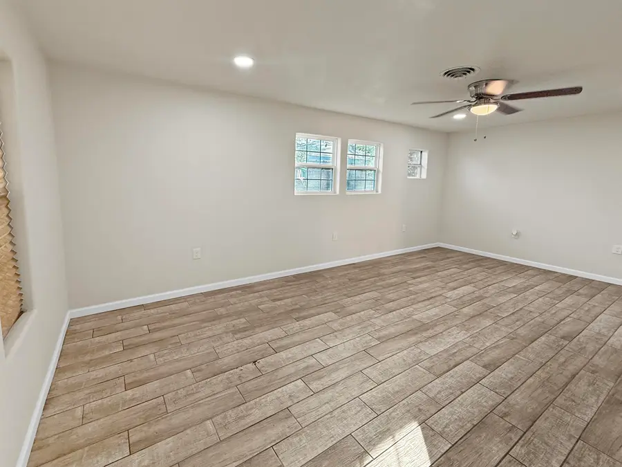 3701 Ridgmont Dr., Orange, TX 77630 - Image #3