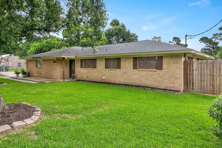 147 S John, Bridge City, TX 77611 - Image #2