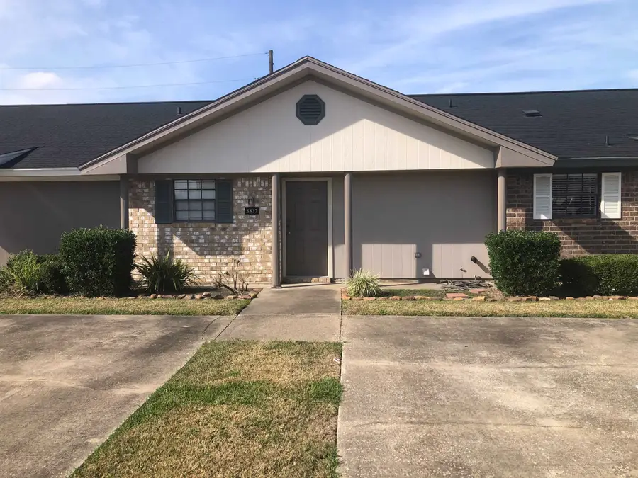 6825-6845 Camden, Groves, TX 77619 - #2