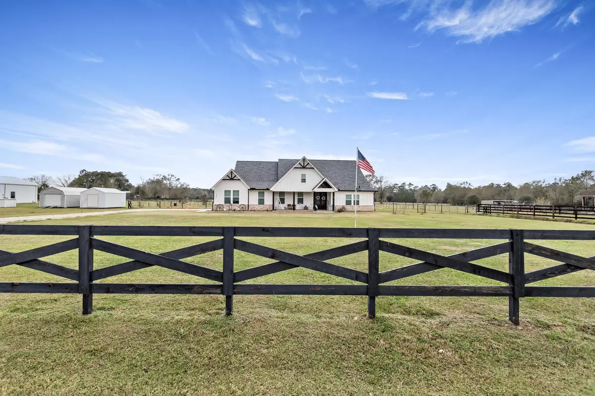 225 Private Road 5210, Buna, TX 77612 - Image #1