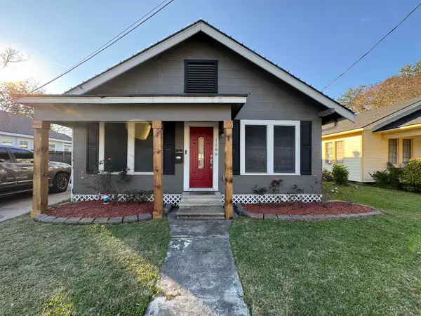 1106 Marion St, Port Neches, TX 77651