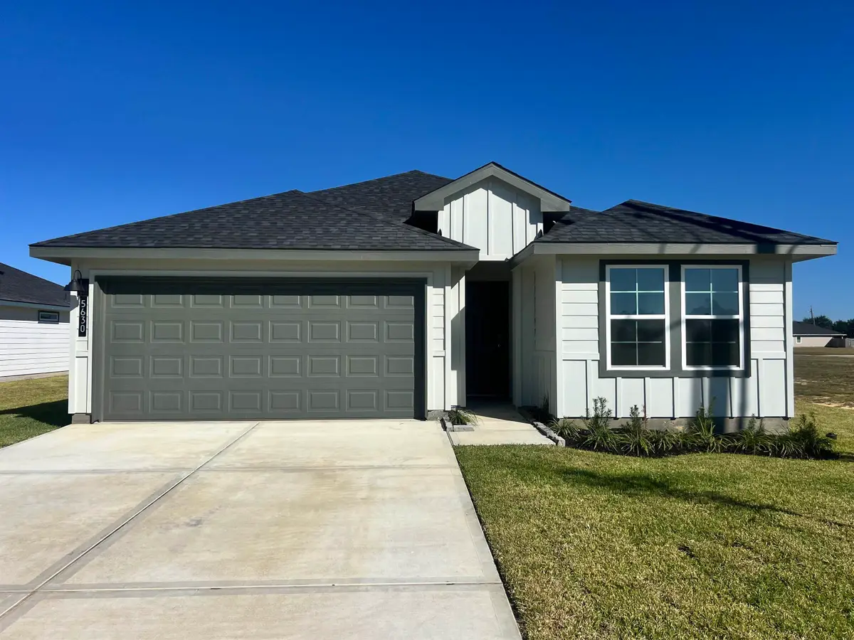 5630 Spoonbill Lane, Orange, TX 77632 - Image #1