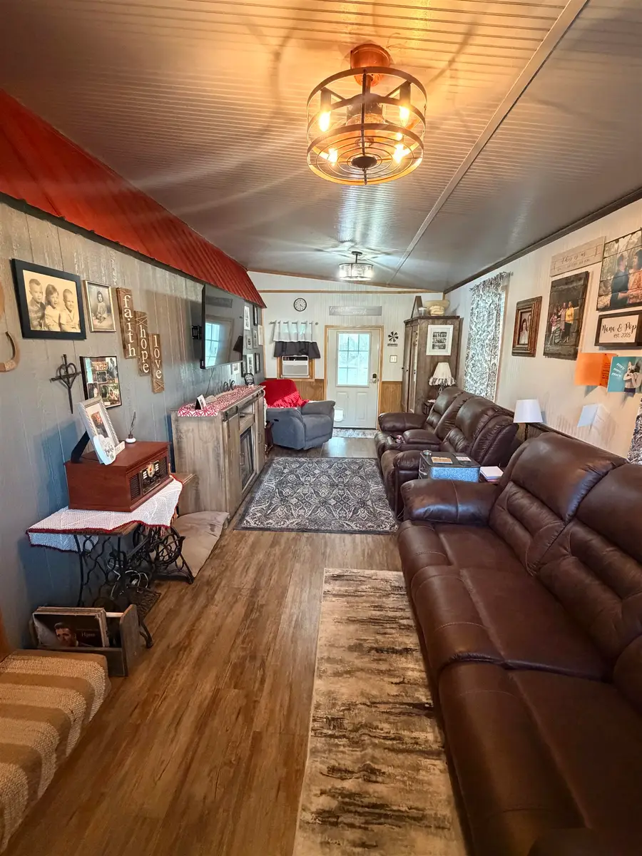 9022 Dairyland Heights, Silsbee, TX 77656 - Image #3