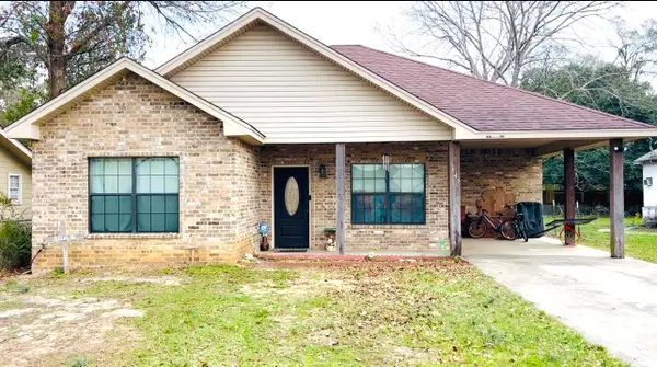 147 County road 817, Buna, TX 77612
