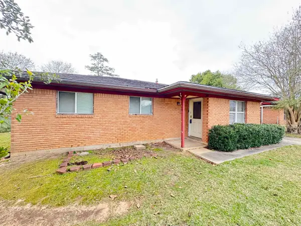 318 Youpon, Bridge City, TX 77611