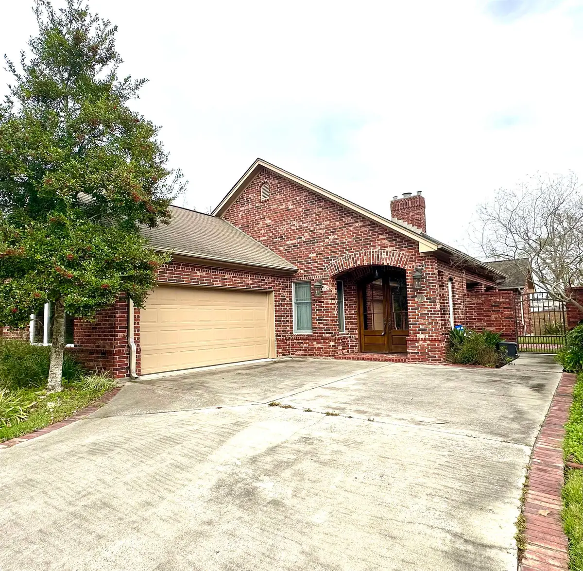 1 Waterford Gardens, Orange, TX 77630 - Image #1