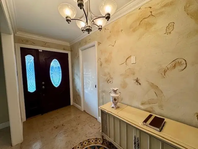 2328 Briarcliff Dr, Beaumont, TX 77706 - Image #2