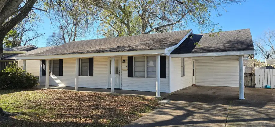 2218 3rd St, Port Neches, TX 77651 - #3