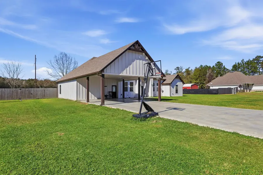 467 County Road 725, Buna, TX 77612 - Image #2