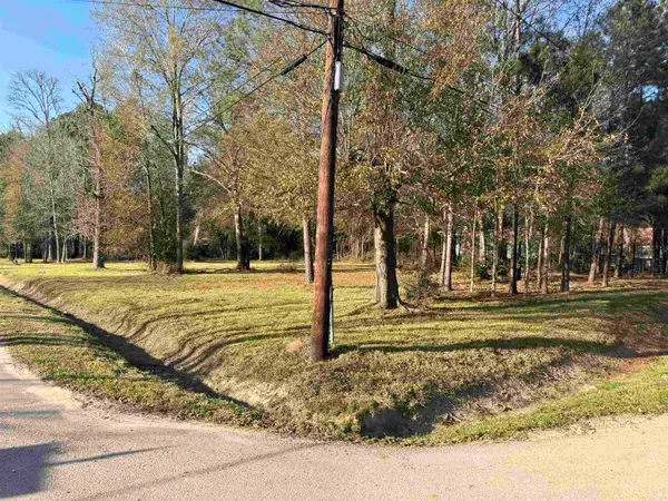 11705 Loop Rd., Beaumont, TX 77713