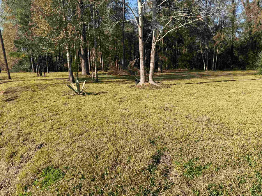 11705 Loop Rd., Beaumont, TX 77713 - Image #2